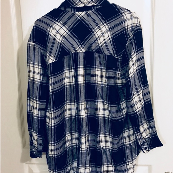 Navy Plaid BP button-up tunic - Picture 3 of 4